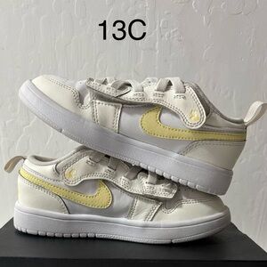 Air Jordan 1 Retro Low ALT Sail Light Laser Orange (PS) Size 13C Pre-Owned